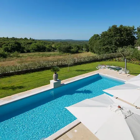 Nevija U Ladicima For 10 People With Sea View & Sports Complex In Istria Villa *