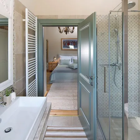 Nevija U Ladicima For 10 People With Sea View & Sports Complex In Istria * Ladici